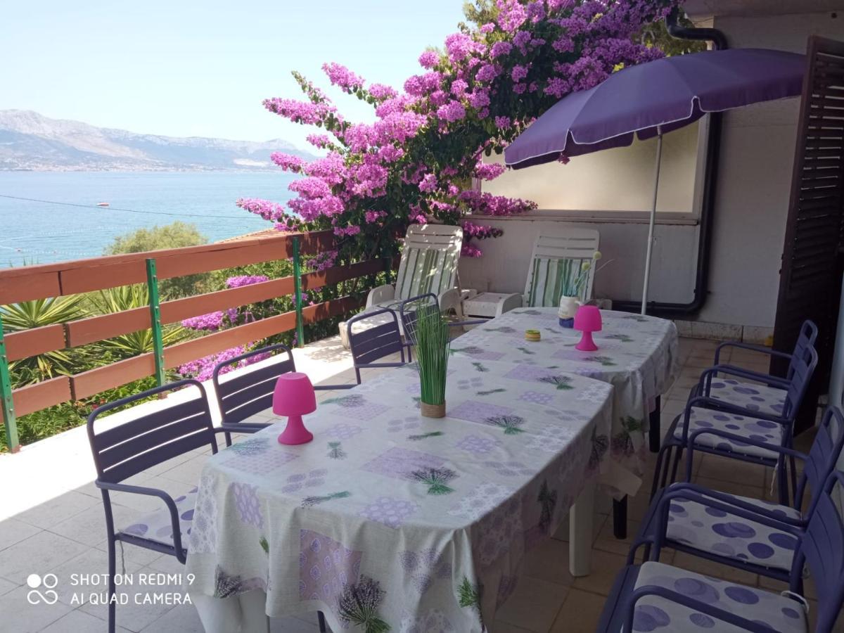 Villa Fjaba - By The Sea - With The Big Terraces & Great Sea View Trogir Eksteriør billede
