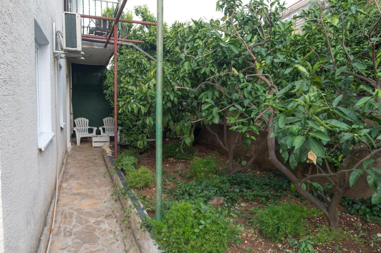 Villa Fjaba - By The Sea - With The Big Terraces & Great Sea View Trogir Eksteriør billede