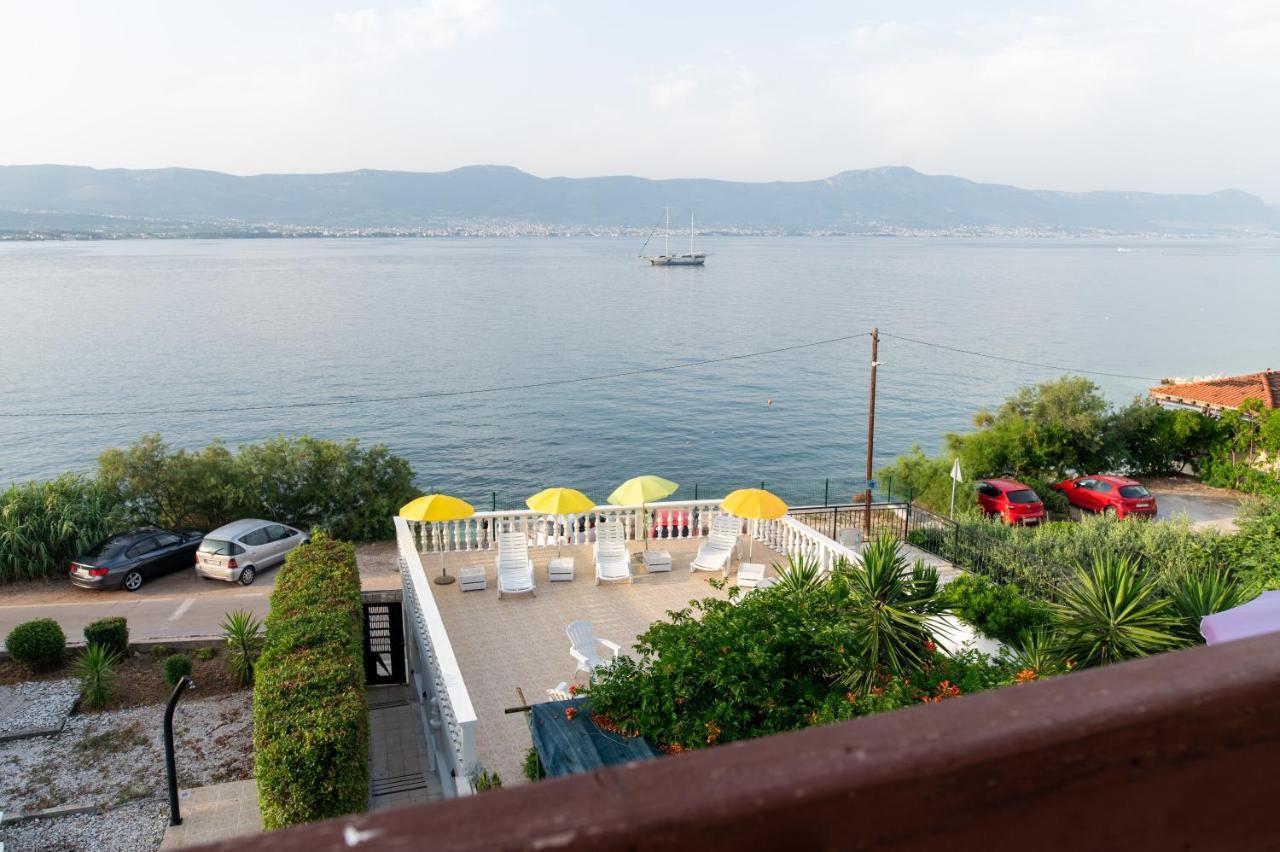 Villa Fjaba - By The Sea - With The Big Terraces & Great Sea View Trogir Eksteriør billede