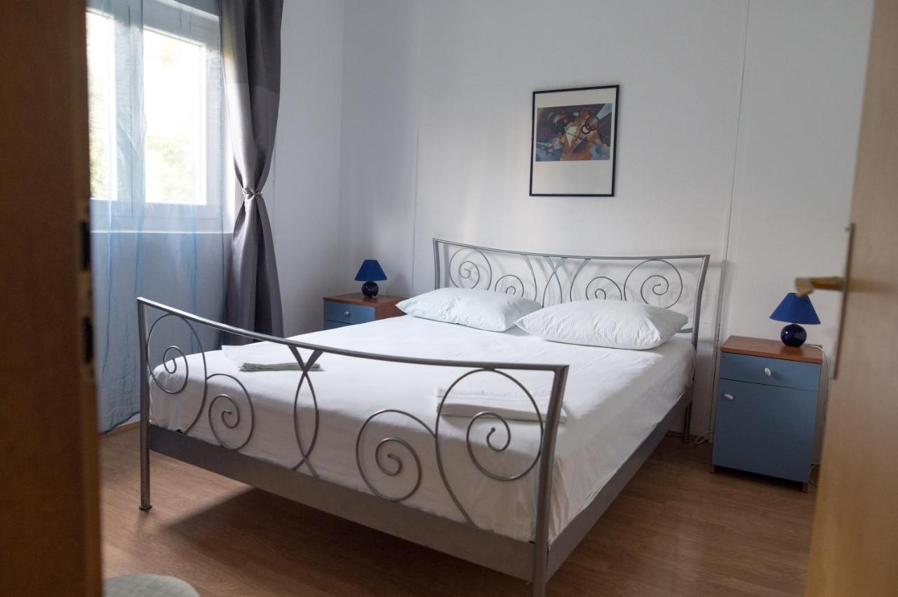 Villa Fjaba - By The Sea - With The Big Terraces & Great Sea View Trogir Eksteriør billede