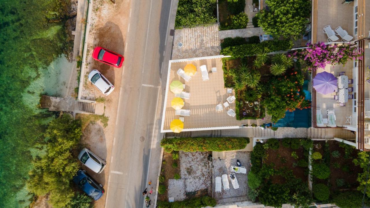 Villa Fjaba - By The Sea - With The Big Terraces & Great Sea View Trogir Eksteriør billede