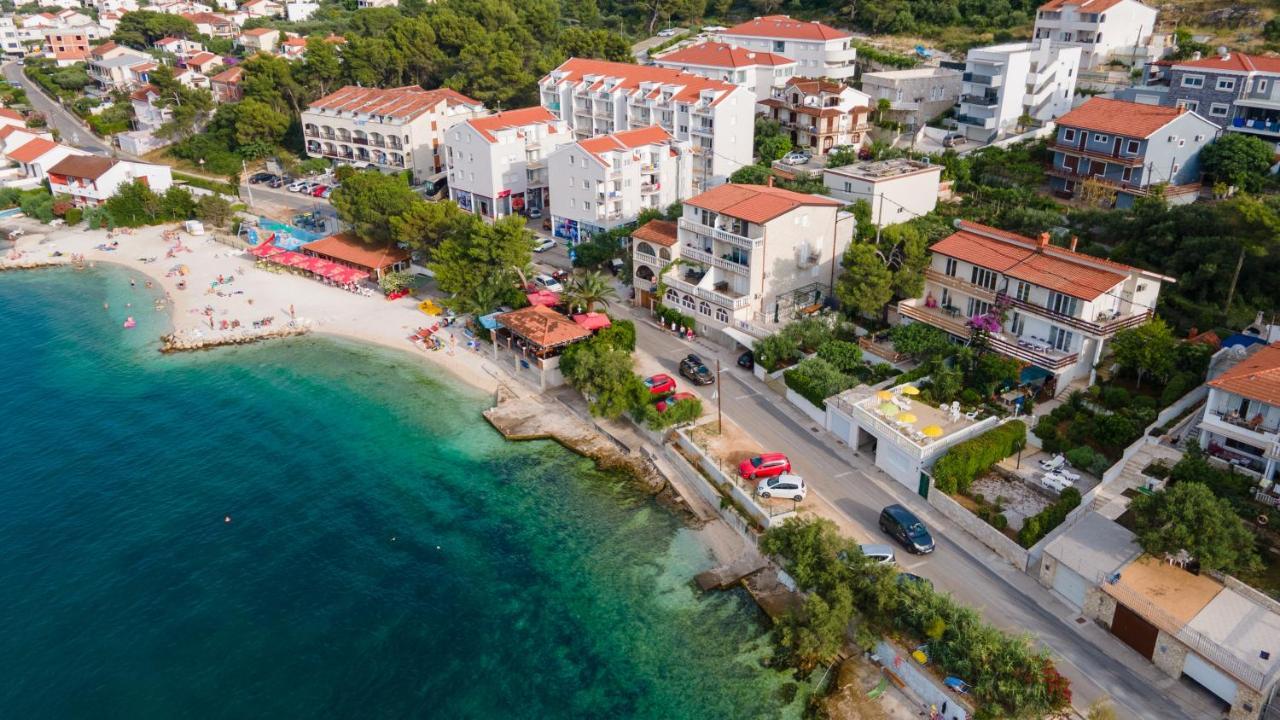 Villa Fjaba - By The Sea - With The Big Terraces & Great Sea View Trogir Eksteriør billede