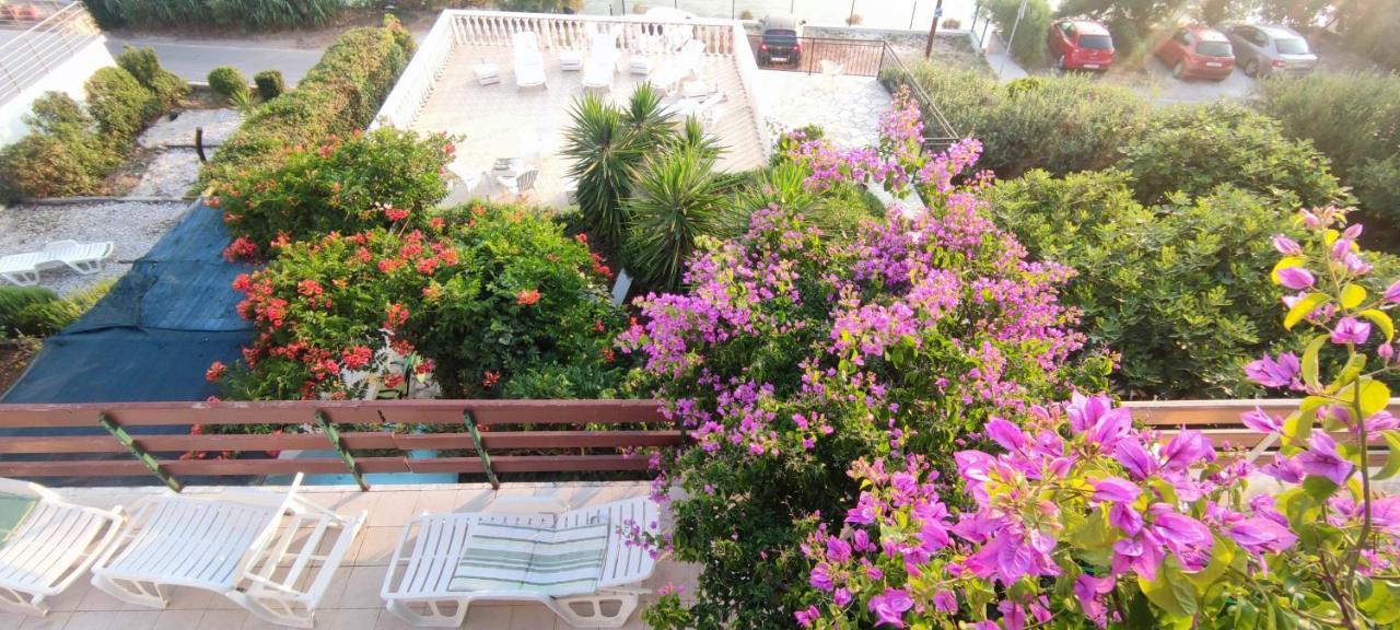 Villa Fjaba - By The Sea - With The Big Terraces & Great Sea View Trogir Eksteriør billede